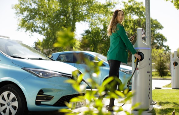 Charging stations for commercial use from Enel X
